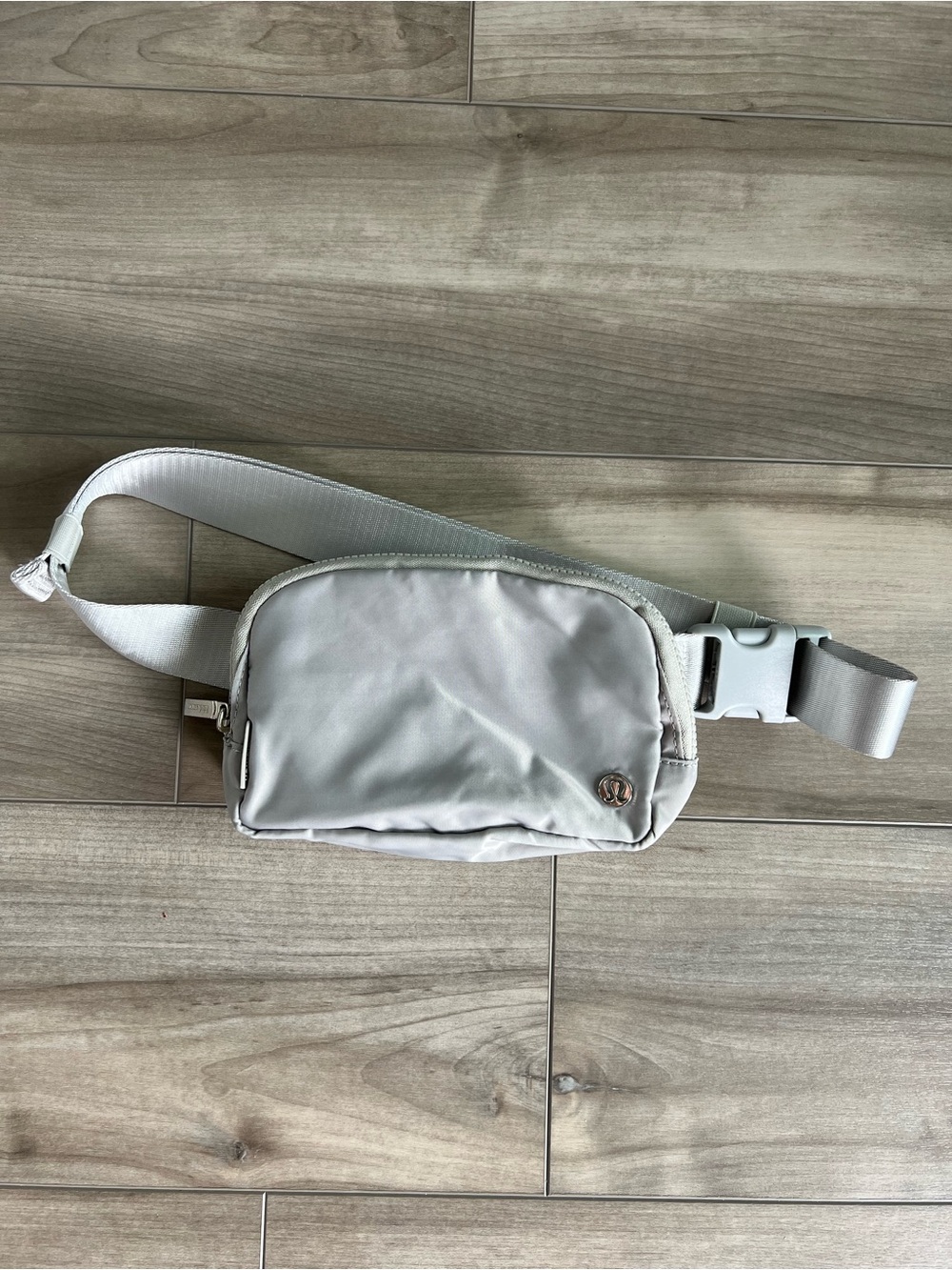 Lululemon Everywhere Belt Bag 1L